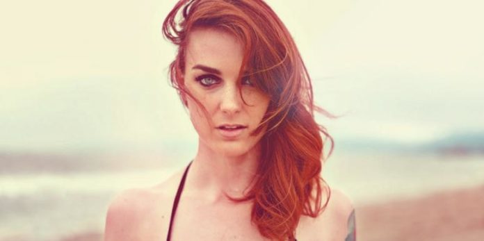 Femme, rousse, beauté