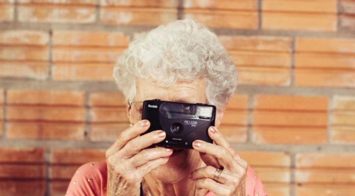 Passer du temps avec votre maman et votre grand-mère peut les faire vivre plus longtemps, suggère une étude