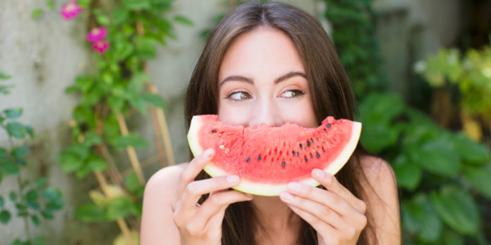 landscape-1500471733-happy-healthy-woman